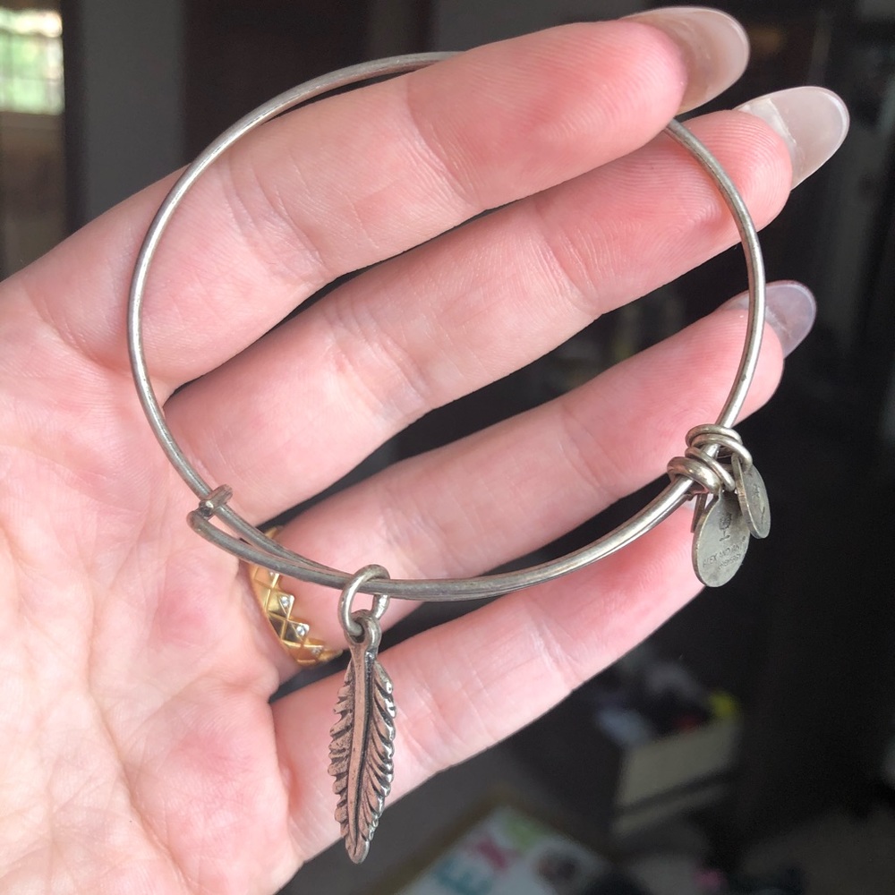 Feather Alex & Ani